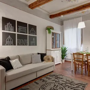 mamo-florence-ghibellina-apartment.it-tuscanyhotel.com/