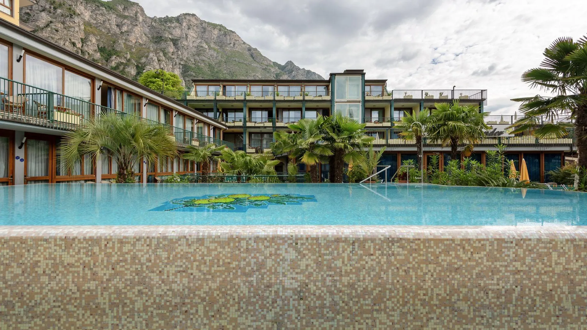 Hotel Alexander Limone sul Garda