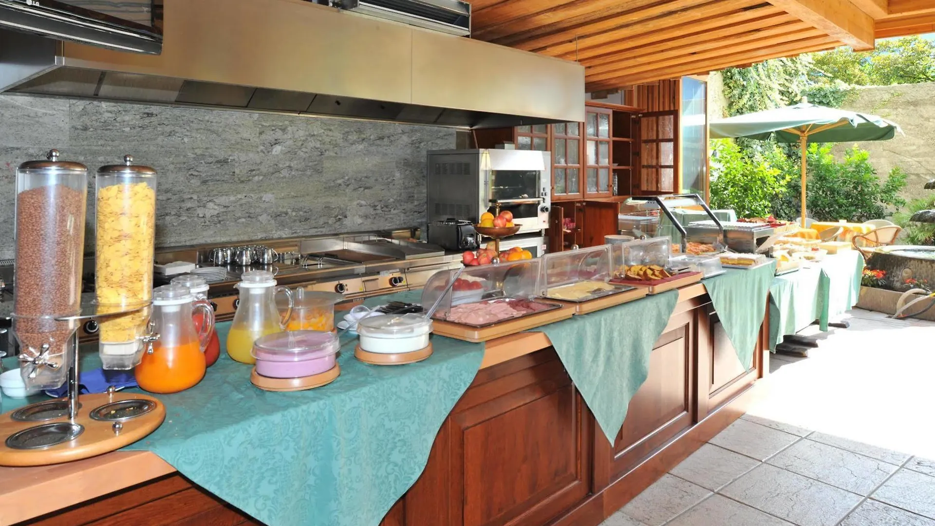 Hotel Alexander Limone sul Garda